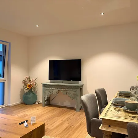 Rema Homes - Moderne In Nord Апартаменты *